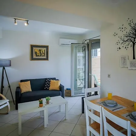 Fotis New Built At The Centre Of Town Apartment Zakynthos